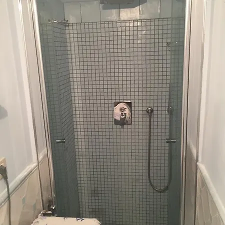 아파트 With Pool Access Nearby *